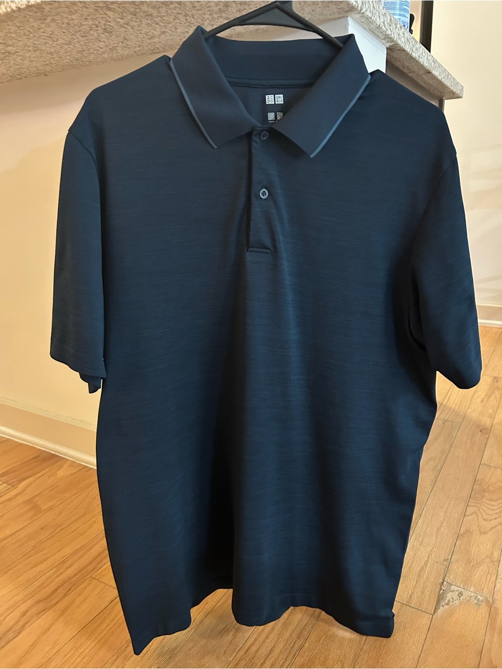 Uniqlo Dark Navy Short-Sleeve Polo with Subtle Collar Trim